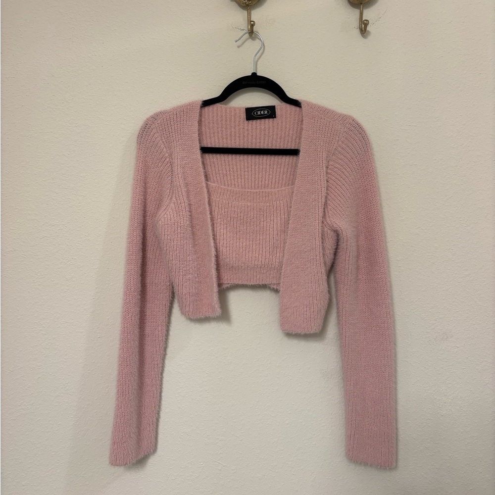 Cute crop top